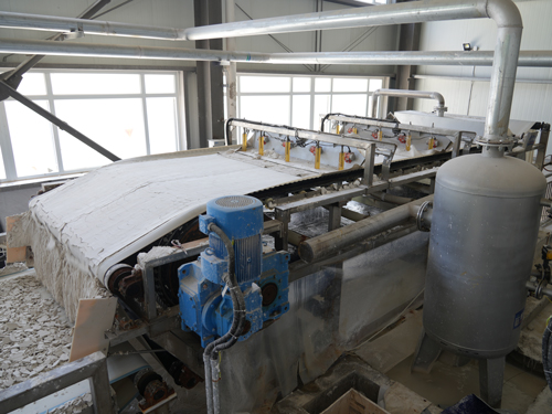 博宇環保-橡膠帶式真空過濾機.jpg 博宇環保-橡膠帶式真空過濾機.jpg