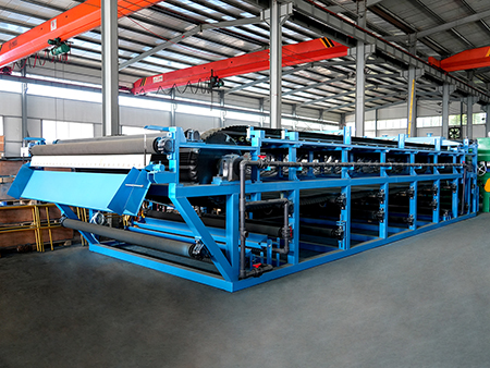 博宇環(huán)保-橡膠真空帶式過(guò)濾機(jī).jpg 博宇環(huán)保-橡膠真空帶式過(guò)濾機(jī).jpg